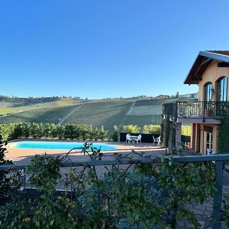 Panoramic Villa Garassino - Country Rooms And Fine Restaurant Treiso Exterior photo