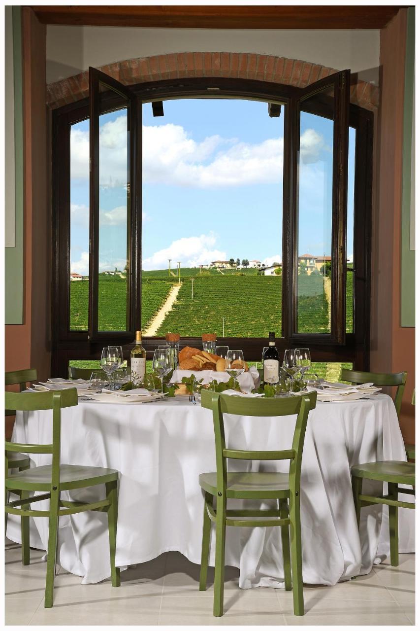 Panoramic Villa Garassino - Country Rooms And Fine Restaurant Treiso Exterior photo