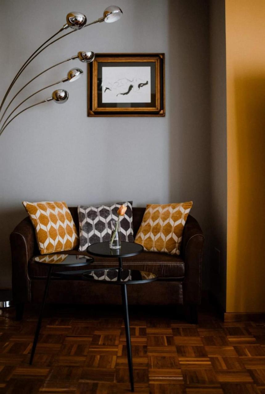 Panoramic Villa Garassino - Country Rooms And Fine Restaurant Treiso Exterior photo